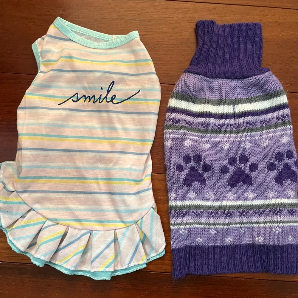 2 small dog outfits